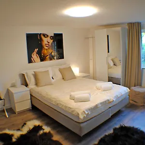 Prettige Dagen Apartment